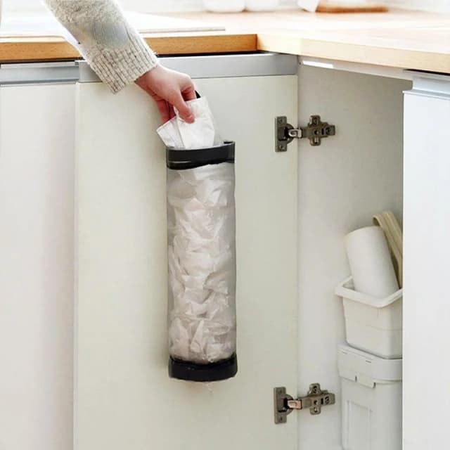 Suporte de parede para sacos de lixo na cozinha