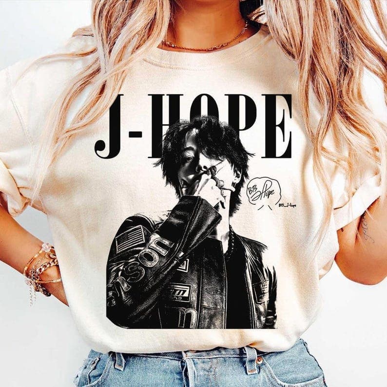 Camiseta Masculina Feminina Oversized Estampa J‑Hope BTS Kpop Vintage T‑shirt Streetwear Camiseta de Fã Moda Urbana
