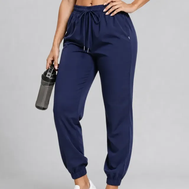*PRA ELA 🙋🏻♀️* Calça Respirável Slim Tactel Elastano Academia De: 88 | Por: R$34 👑 Link: